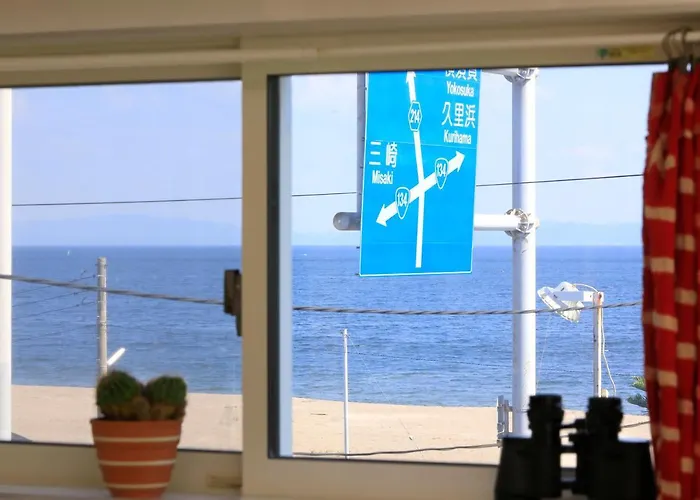 Mare Miura Beach